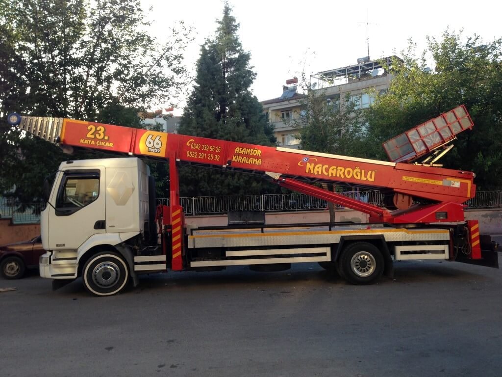 1. kattan 24. kata kadar asansörlü taşımacılık